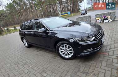 Універсал Volkswagen Passat 2017 в Луцьку