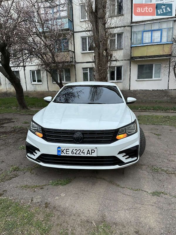 Седан Volkswagen Passat 2016 в Кривому Розі