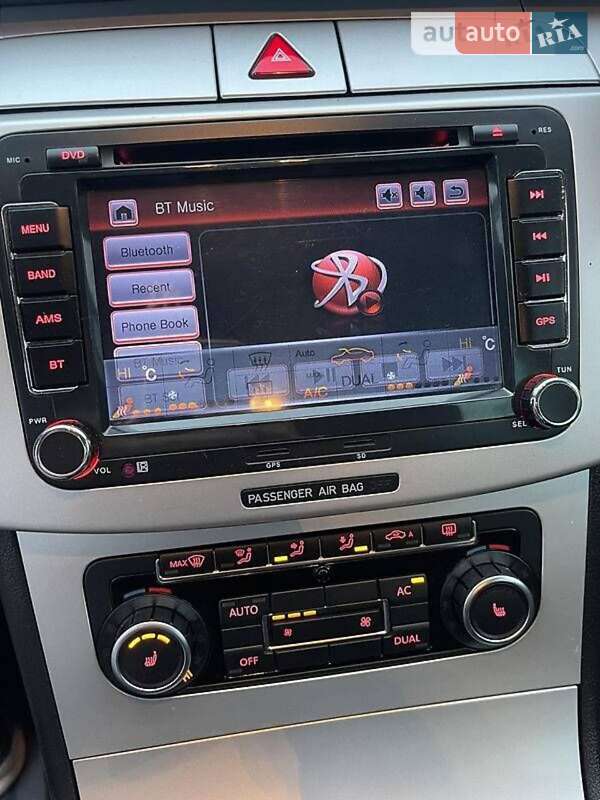 Универсал Volkswagen Passat 2010 в Одессе