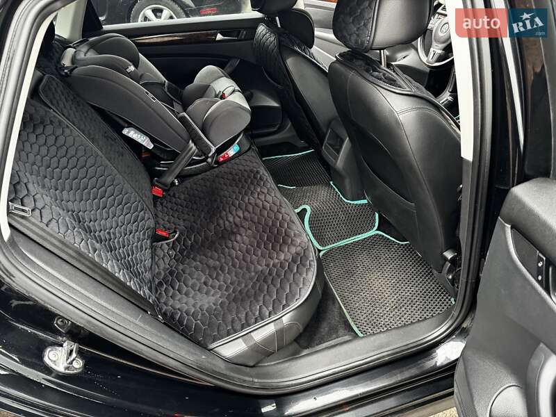 Седан Volkswagen Passat 2012 в Киеве