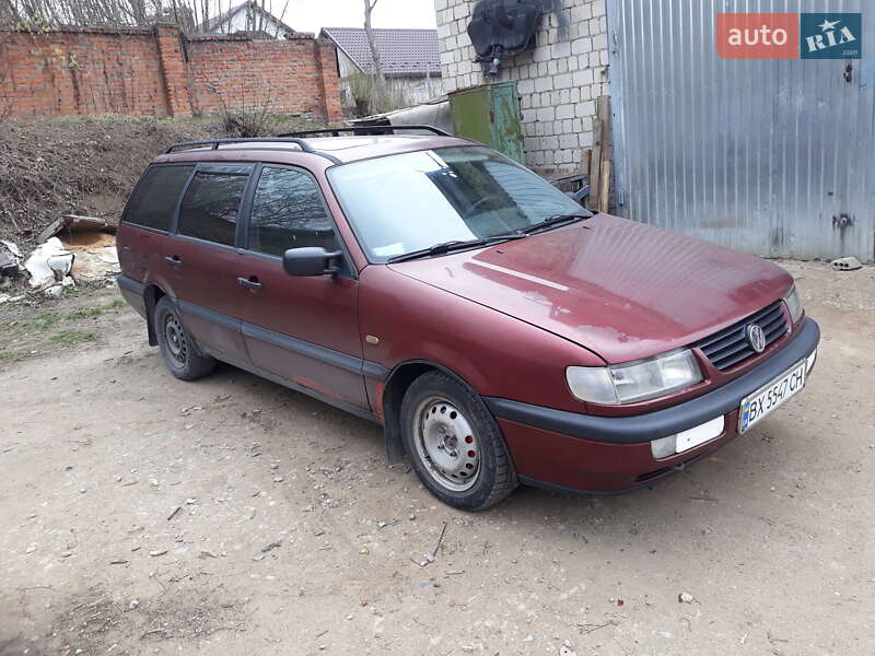 Універсал Volkswagen Passat 1996 в Кам'янець-Подільському