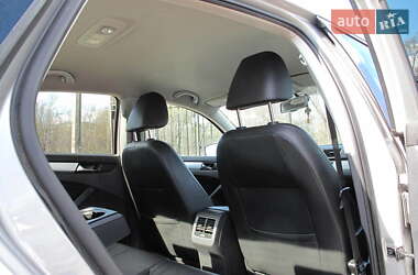 Седан Volkswagen Passat 2012 в 