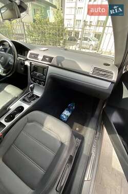 Седан Volkswagen Passat 2013 в 