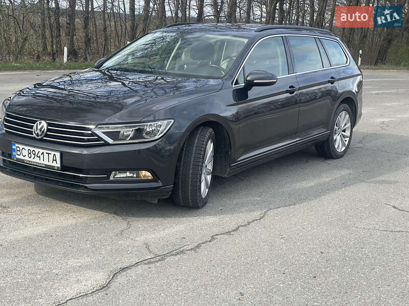 Універсал Volkswagen Passat 2018 в Львові