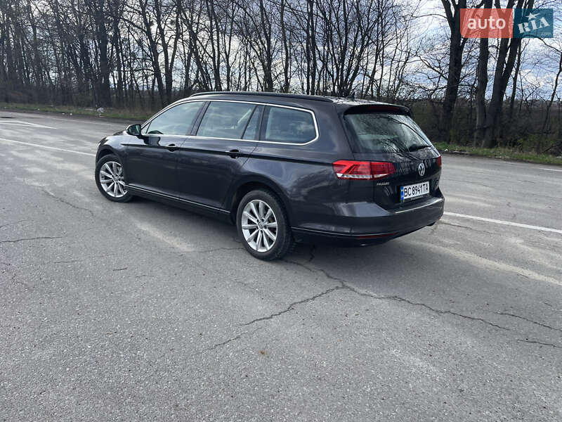 Універсал Volkswagen Passat 2018 в Львові