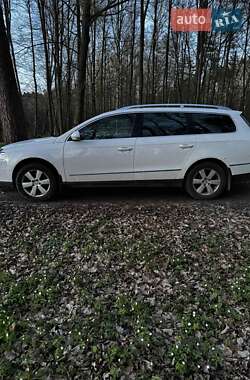 Універсал Volkswagen Passat 2008 в 