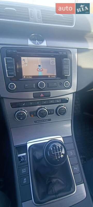 Универсал Volkswagen Passat 2013 в Львове фото 16 Универсал Volkswagen Passat 2013 в Львове