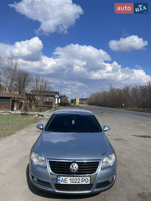 Седан Volkswagen Passat 2010 в 