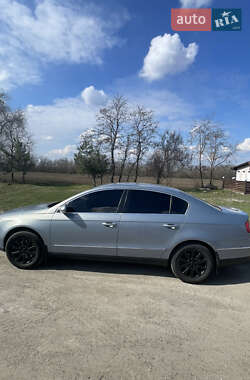 Седан Volkswagen Passat 2010 в 