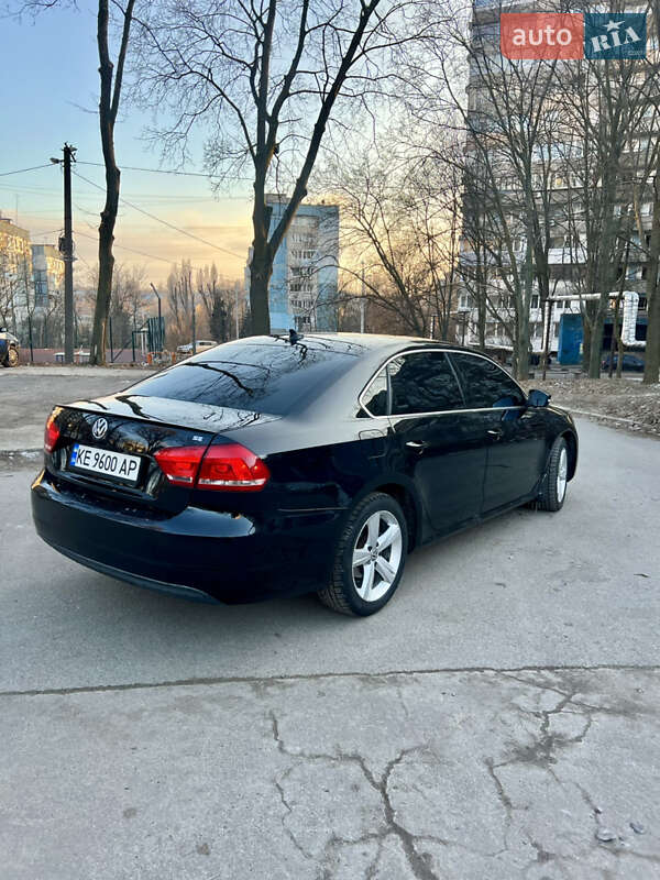 Седан Volkswagen Passat 2012 в Дніпрі