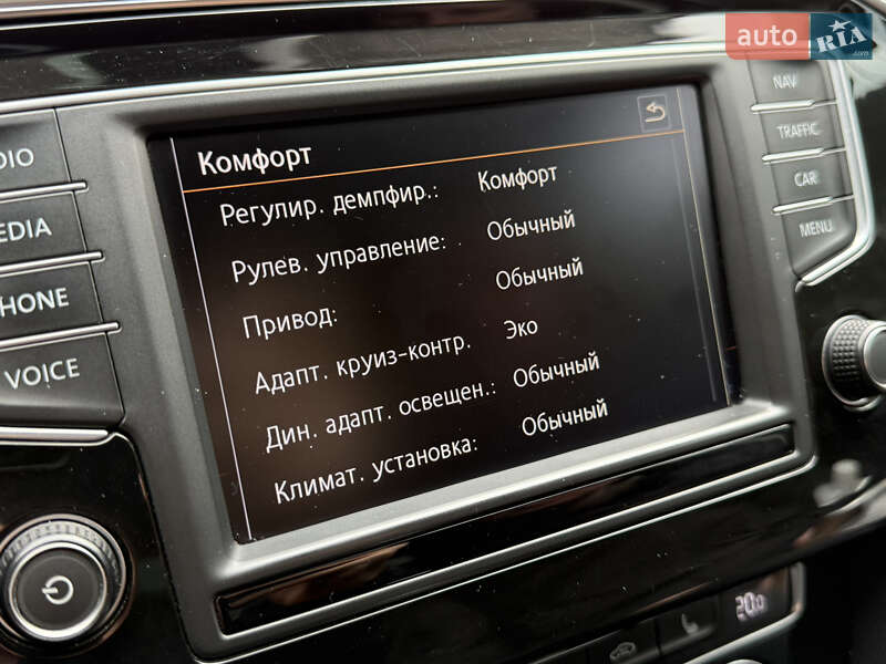 Седан Volkswagen Passat 2015 в Киеве