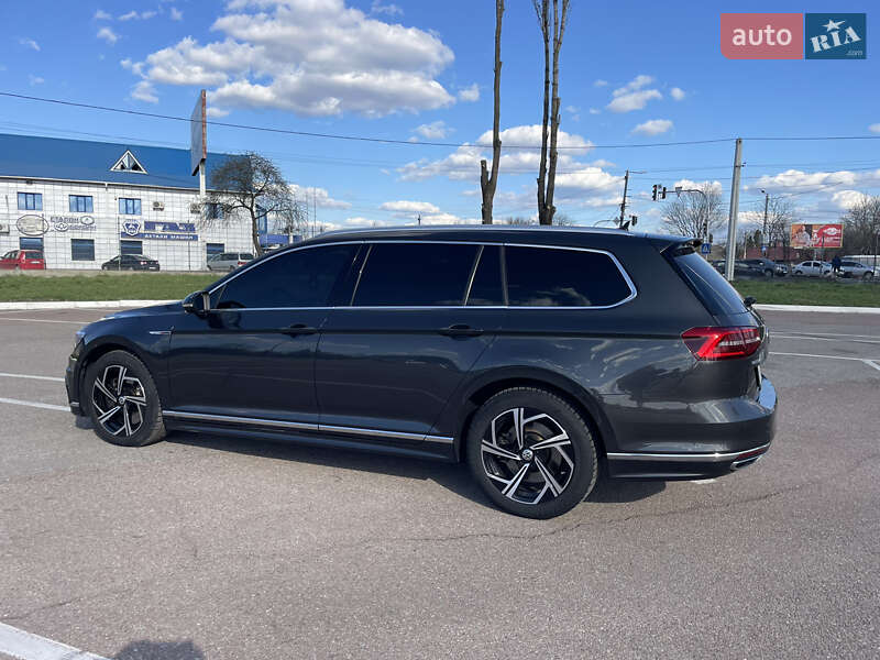 Универсал Volkswagen Passat 2017 в Житомире