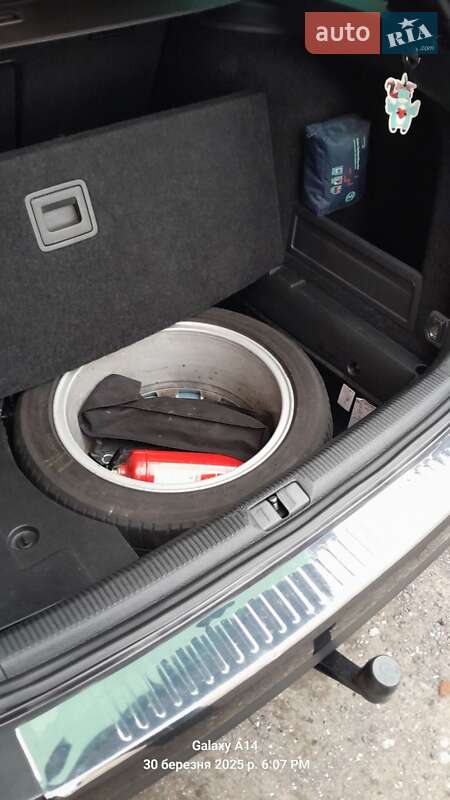 Универсал Volkswagen Passat 2009 в Луцке