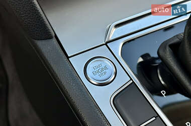 Седан Volkswagen Passat 2016 в 