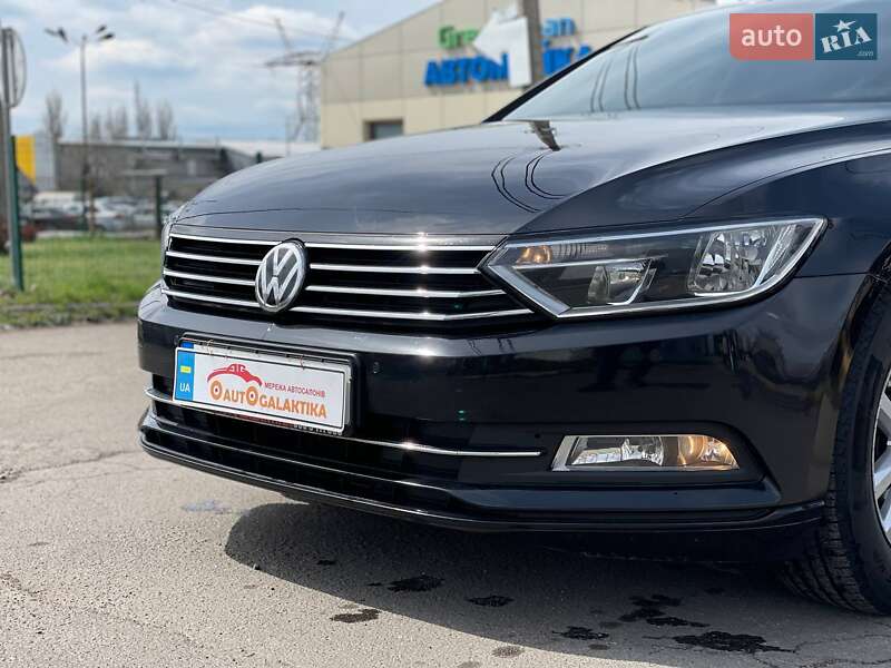 Седан Volkswagen Passat 2016 в Миколаєві