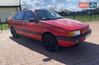 Седан Volkswagen Passat 1988 в 