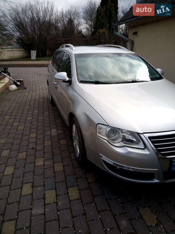 Универсал Volkswagen Passat 2007 в Снятине