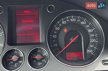 Універсал Volkswagen Passat 2006 в 