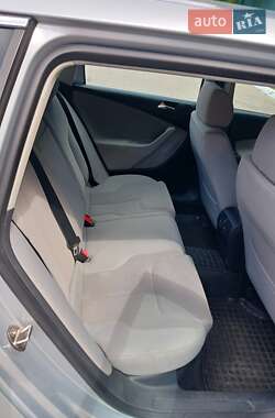 Универсал Volkswagen Passat 2006 в 