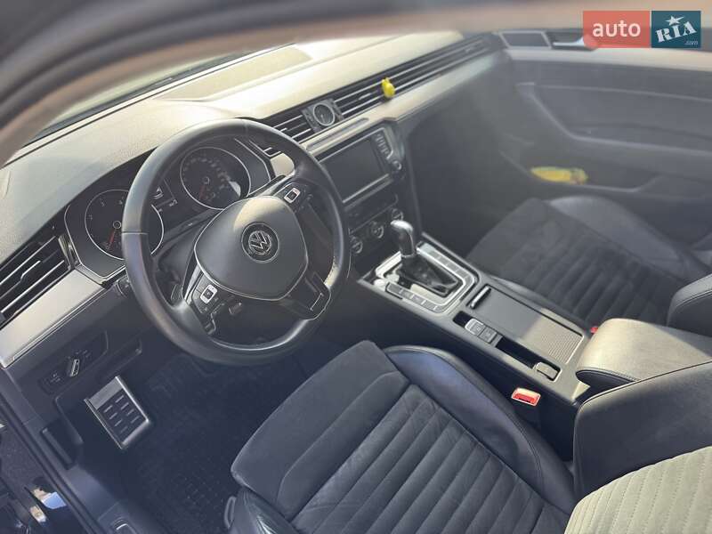Універсал Volkswagen Passat 2015 в Кам'янці