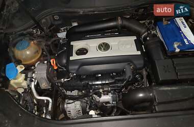 Седан Volkswagen Passat 2008 в 