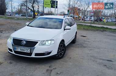 Универсал Volkswagen Passat 2010 в 