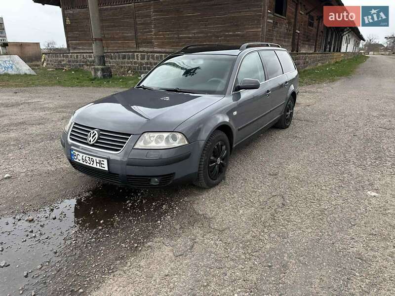 Седан Volkswagen Passat 2002 в 