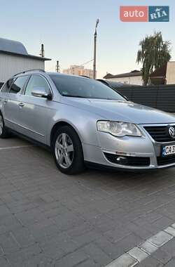 Універсал Volkswagen Passat 2008 в 