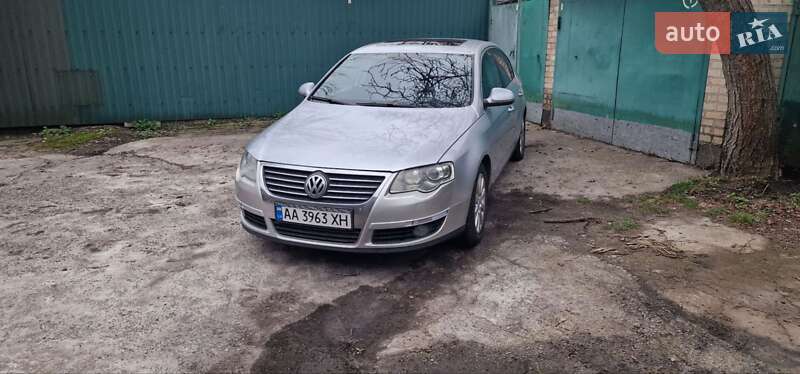 Седан Volkswagen Passat 2008 в Киеве