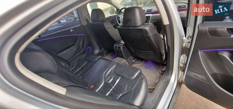 Седан Volkswagen Passat 2008 в Киеве