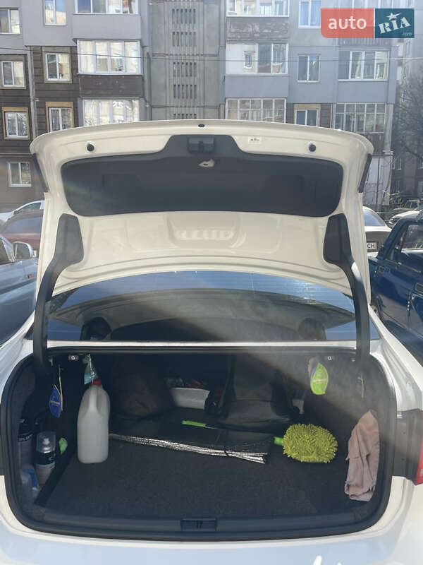 Седан Volkswagen Passat 2014 в Белой Церкви