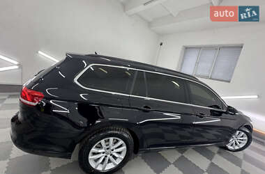 Универсал Volkswagen Passat 2015 в 