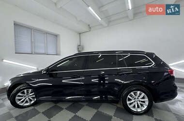 Универсал Volkswagen Passat 2015 в 