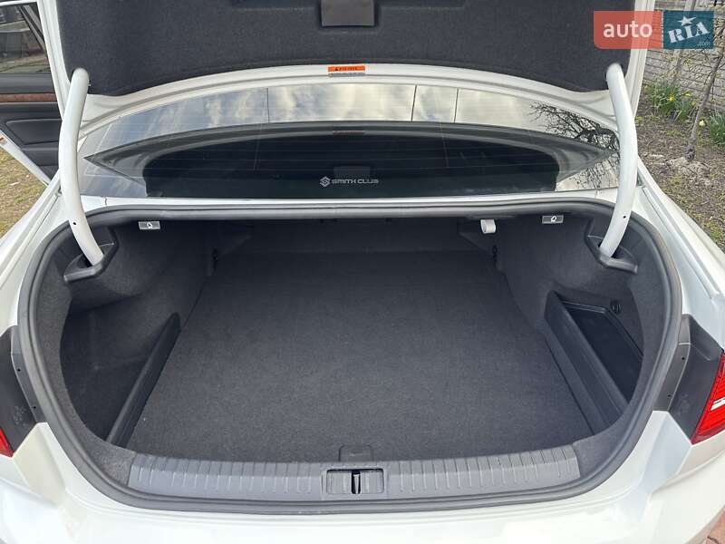 Седан Volkswagen Passat 2018 в Виннице