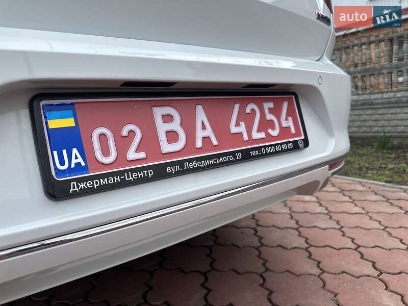 Седан Volkswagen Passat 2018 в Виннице