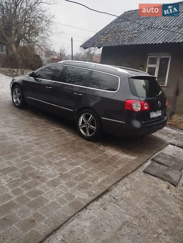 Универсал Volkswagen Passat 2005 в Львове