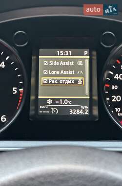 Универсал Volkswagen Passat 2011 в 