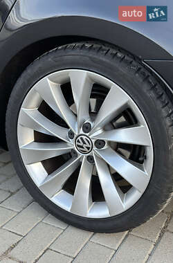 Седан Volkswagen Passat 2012 в 