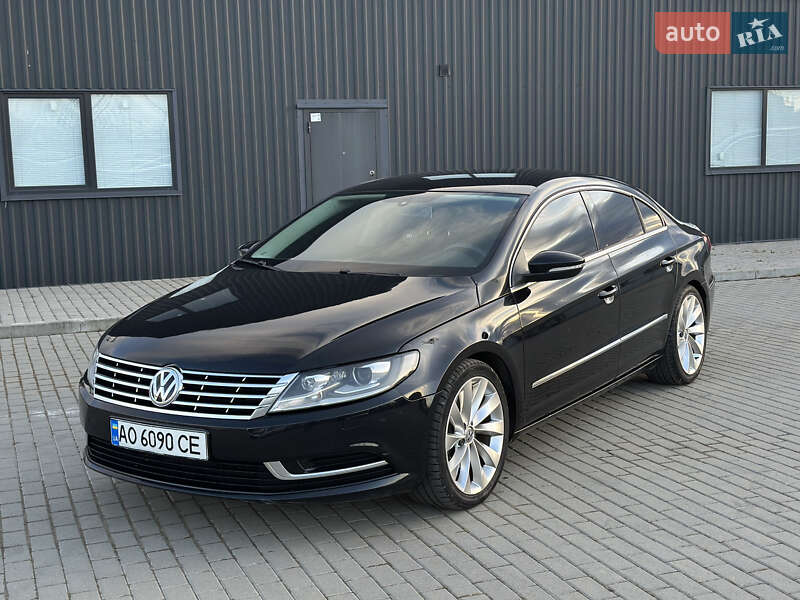 Седан Volkswagen Passat 2012 в 