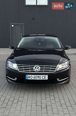 Седан Volkswagen Passat 2012 в 
