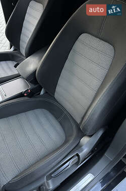 Седан Volkswagen Passat 2012 в 