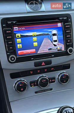 Седан Volkswagen Passat 2012 в 