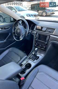 Седан Volkswagen Passat 2018 в 