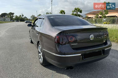 Седан Volkswagen Passat 2007 в  фото 9 Седан Volkswagen Passat 2007 в