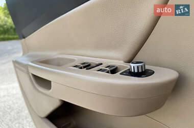 Седан Volkswagen Passat 2007 в  фото 29 Седан Volkswagen Passat 2007 в