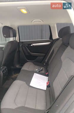 Универсал Volkswagen Passat 2011 в 