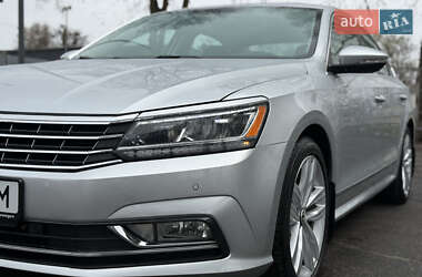 Седан Volkswagen Passat 2016 в 