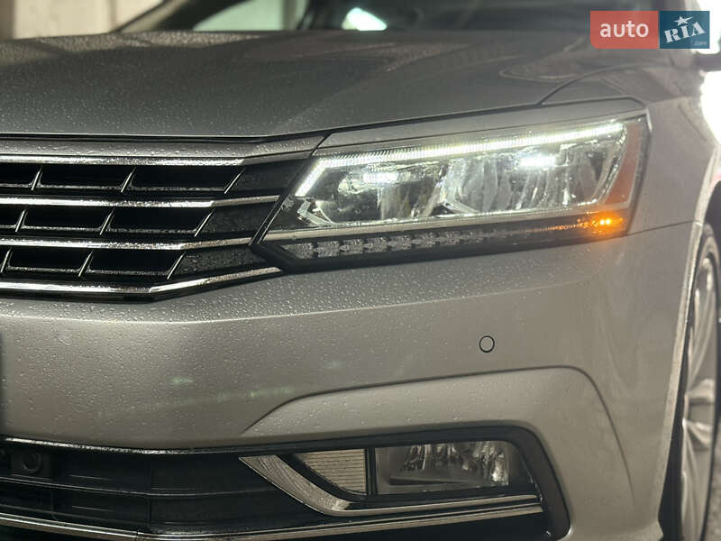 Седан Volkswagen Passat 2016 в Лубнах