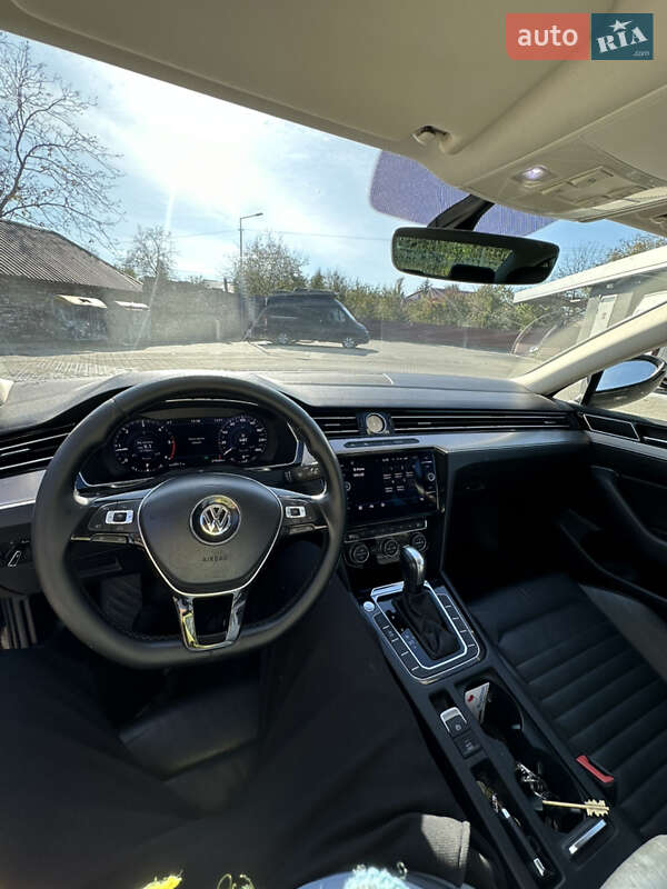 Седан Volkswagen Passat 2018 в Львове фото 5 Седан Volkswagen Passat 2018 в Львове