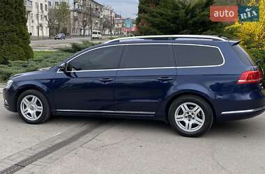 Универсал Volkswagen Passat 2013 в 
